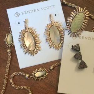 Kendra Scott Mariah earrings Rose gold